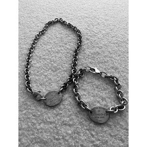 Return to Tiffany Oval Necklace and Bracelet Set